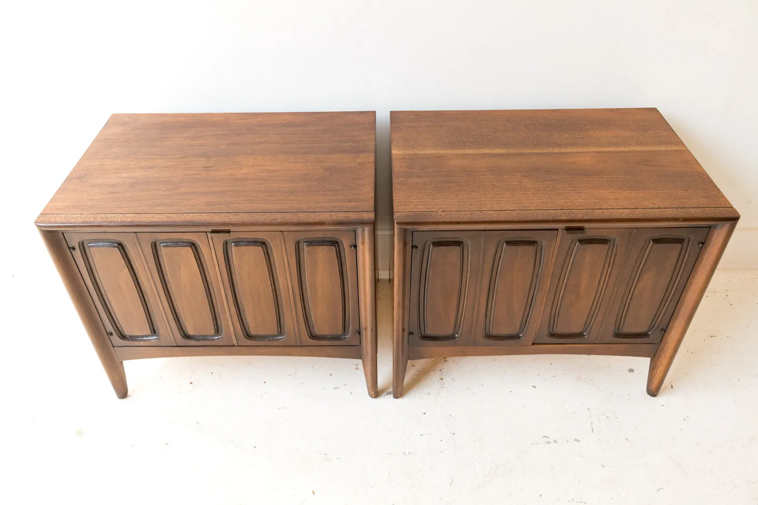 Broyhill Premier Emphasis Nightstands