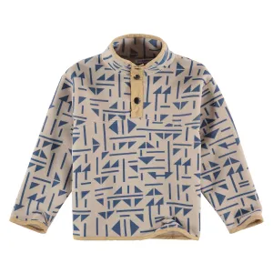 Sweater Triangle Fountain